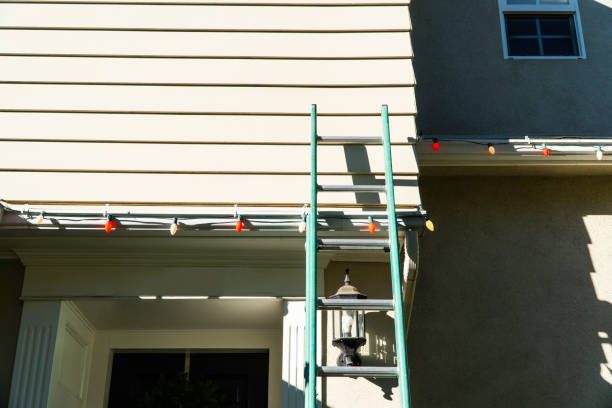 Best Siding Painting and Refinishing  in Oak Grove, LA